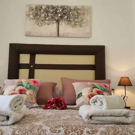 Charming In With Shared Pool Appartement *