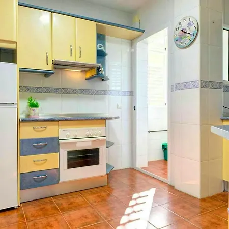 Charming In With Shared Pool Appartement