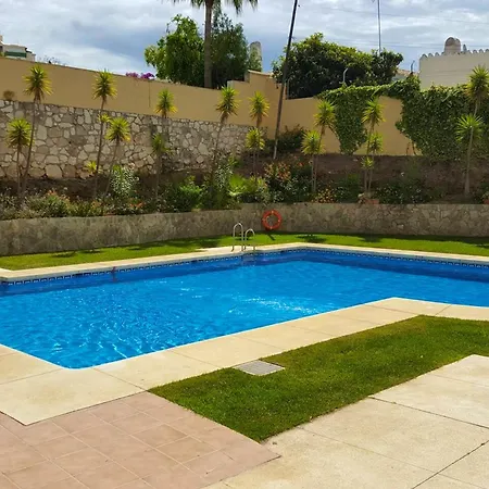 Appartement Charming In With Shared Pool