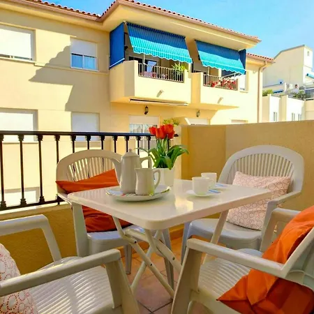 Appartement Charming In With Shared Pool