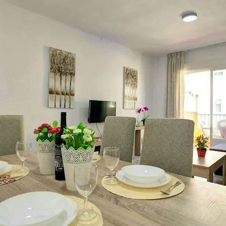 Charming In With Shared Pool * Fuengirola